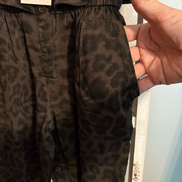 NWT Habitual Kids Brown Leopard Print Romper Toddler Girl Size 12 Mo - Picture 4 of 8